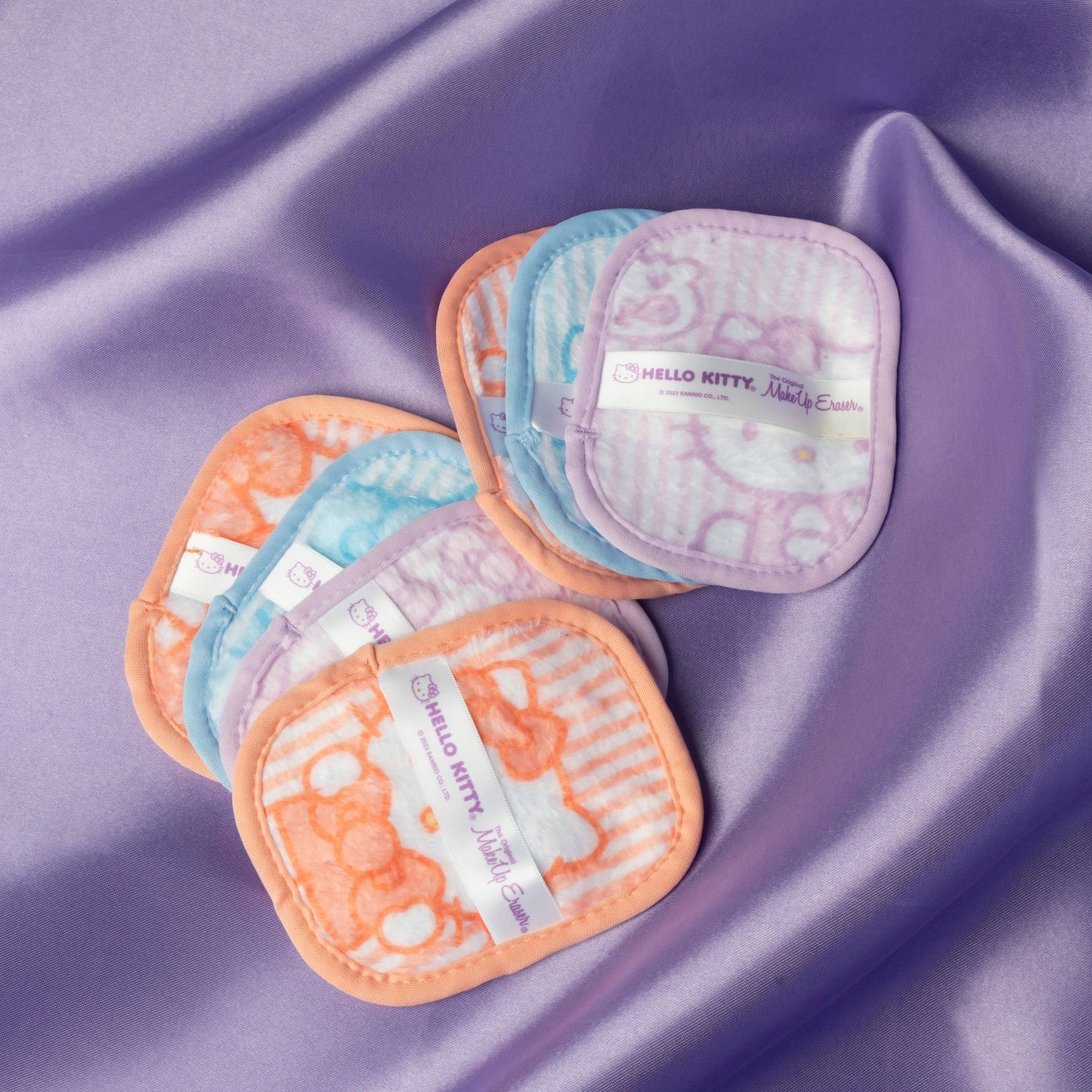 Hello Kitty MakeUp Eraser Gift Set