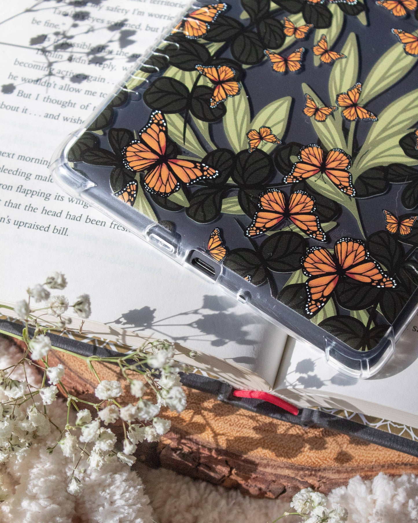 Butterfly Garden Soft Clear Kindle Case for a 6.8" Kindle Paperwhite