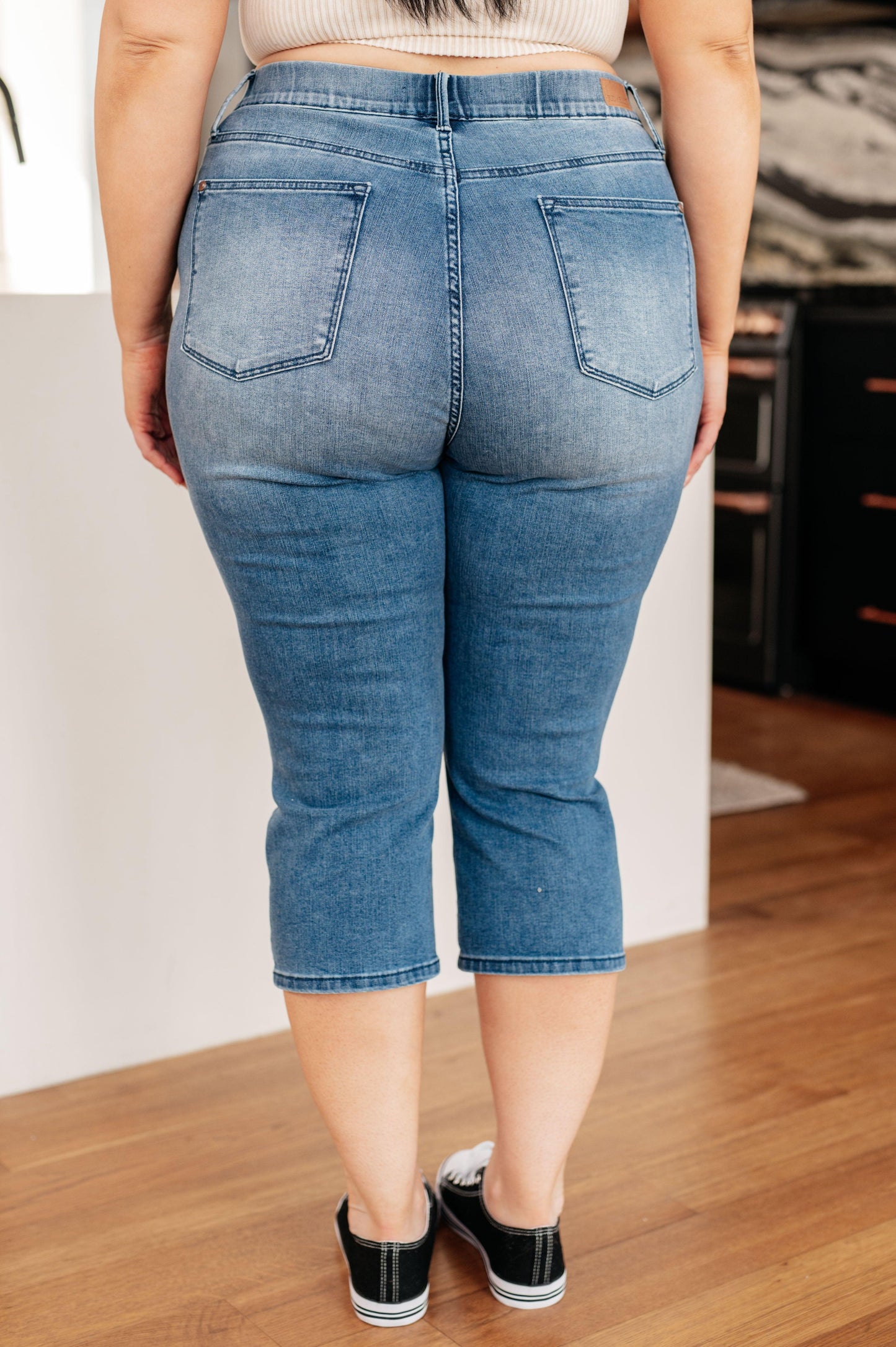 Emily High Rise Cool Denim Pull On Capri Jeans - Simply Graced Mama