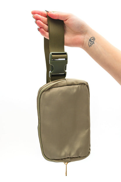 Everywhere I Go Crossbody Belt Bag in Olive - Simply Graced Mama