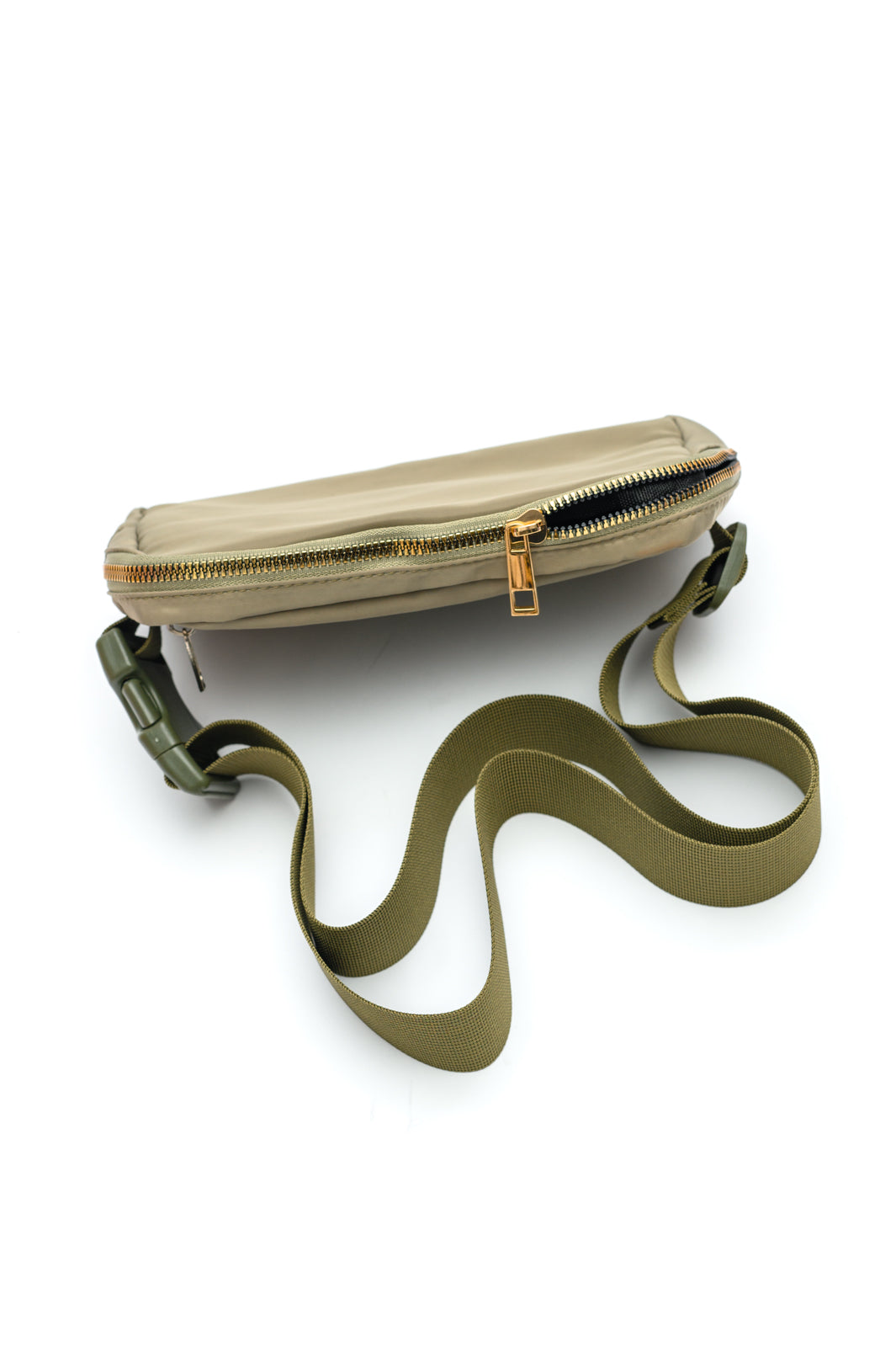 Everywhere I Go Crossbody Belt Bag in Olive - Simply Graced Mama