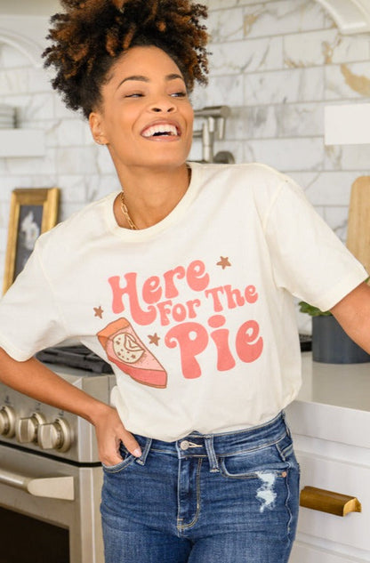 Here For The Pie Graphic T-Shirt In Cream - Simply Graced Mama