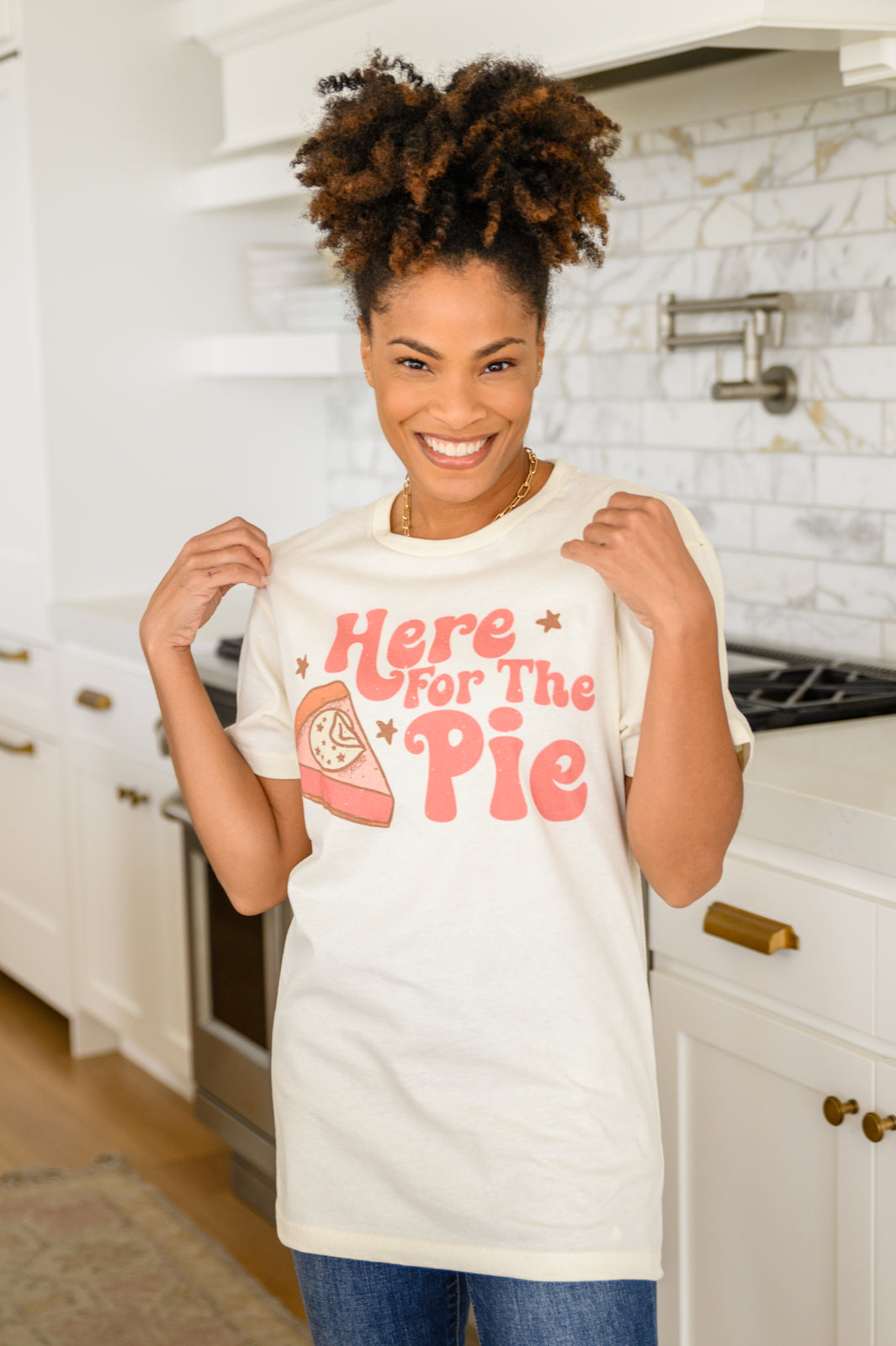 Here For The Pie Graphic T-Shirt In Cream - Simply Graced Mama