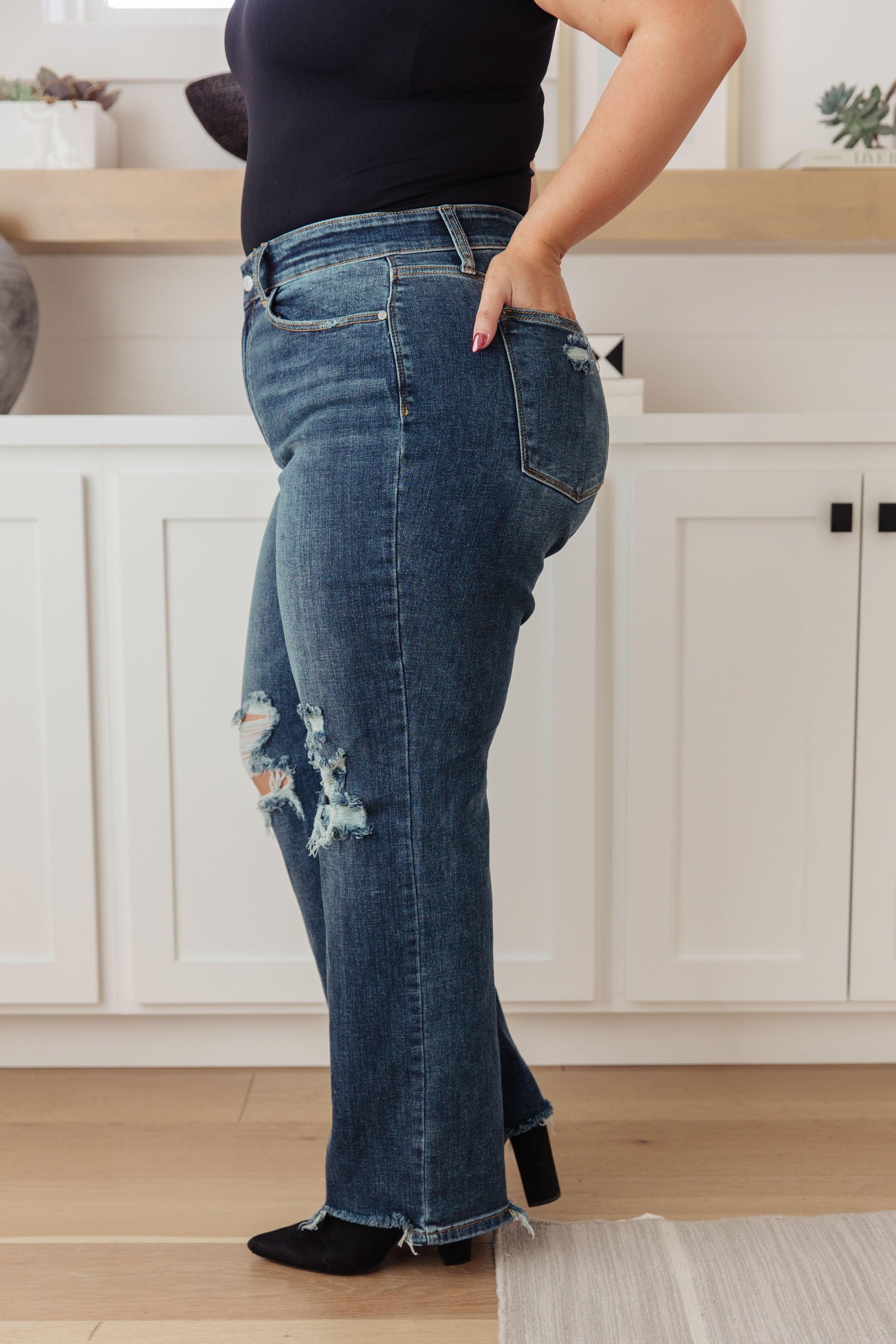 Rose High Rise 90's Straight Jeans in Dark Wash - Simply Graced Mama