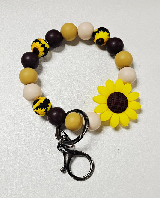 Rustic Sunflower Beaded Wristlet